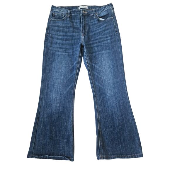 Kancan Petite Sidney Mid Rise Flare Regular 15/31 - Picture 1 of 7